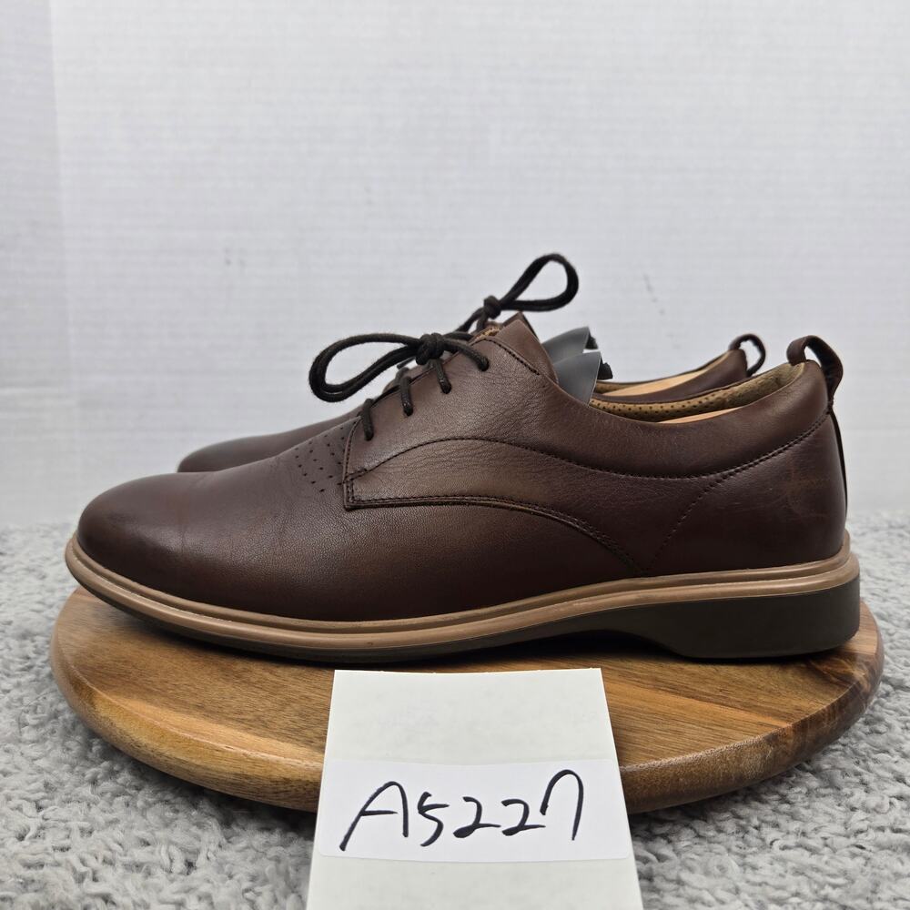 Amberjack Mens 10 The Original Chestnut Brown Leather Oxford Casual Daily Shoe